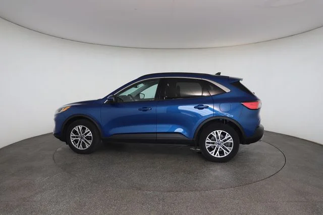 Used 2022 Blue Ford SEL image 8
