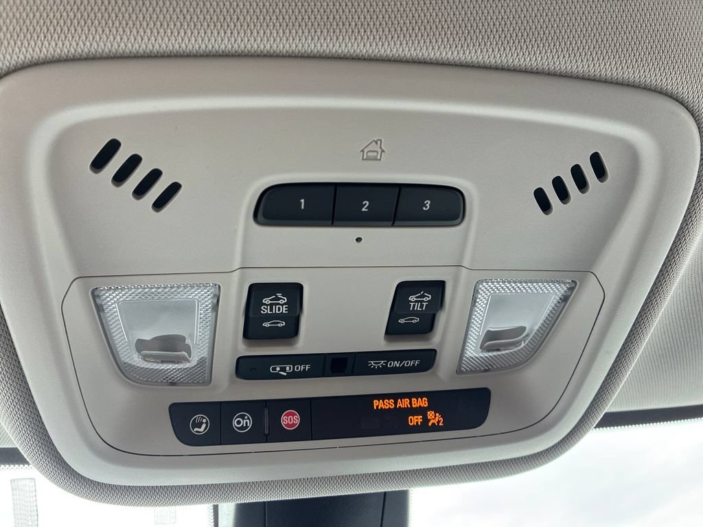 Used 2020 SILVER ICE METALLIC Chevrolet LT Leather image 21