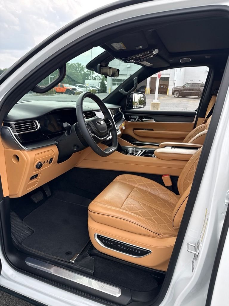 Used 2023 White Jeep Series III image 9