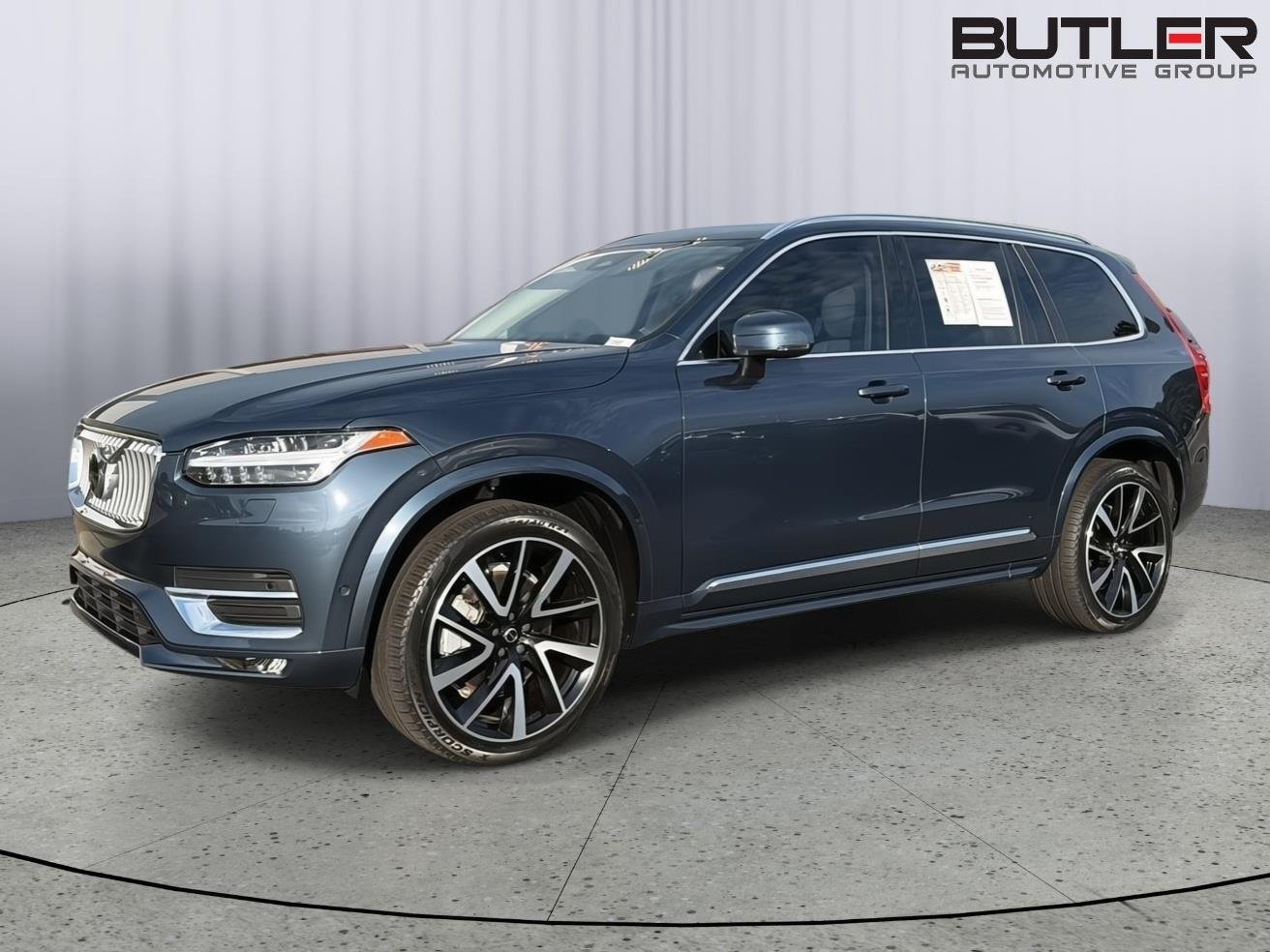 2023 Volvo XC90 B5 Plus 4WD's photo