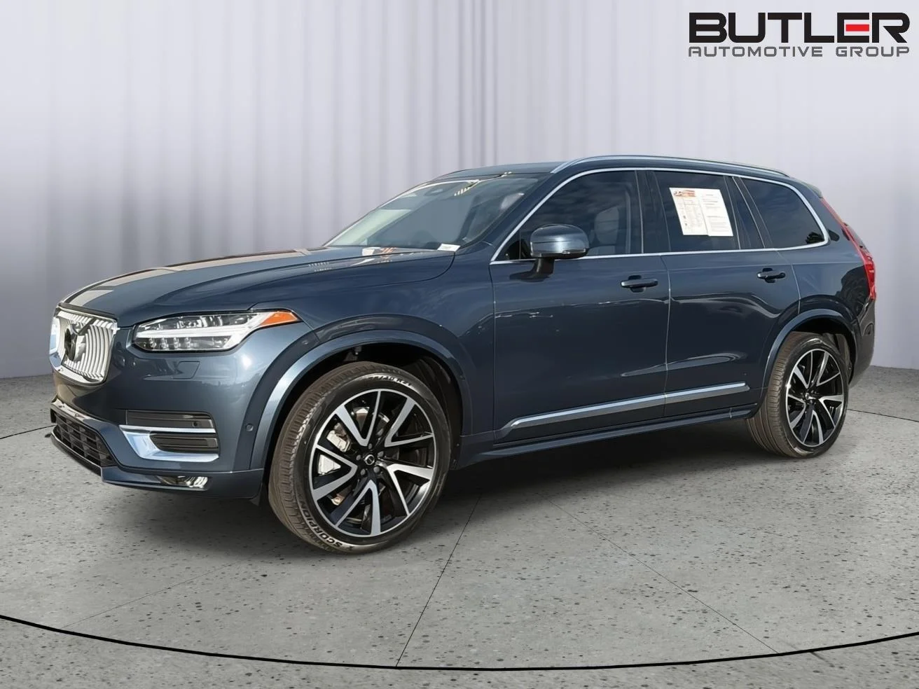 2023 Volvo XC90 B5 Plus 4WD's photo