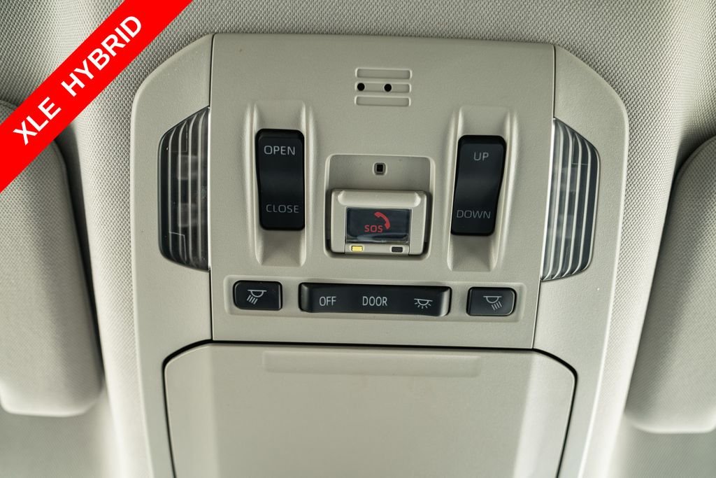 Used 2022 Magnetic Gray Metallic Toyota XLE image 17