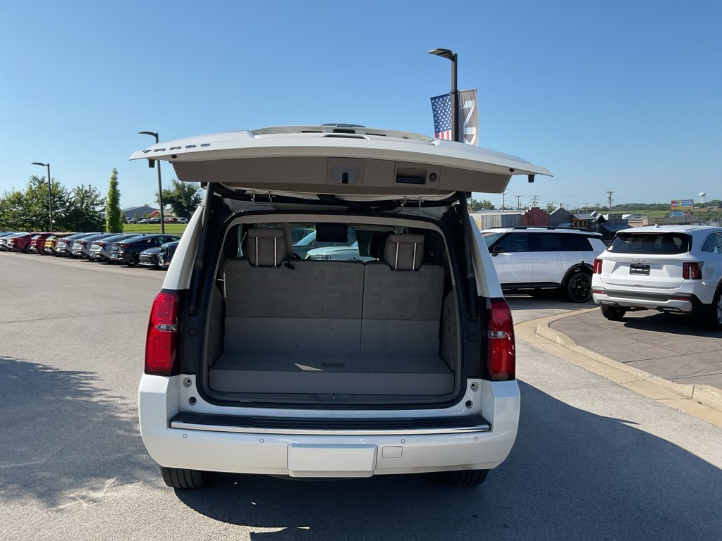 Used 2015 White Diamond Tricoat Chevrolet LTZ image 17