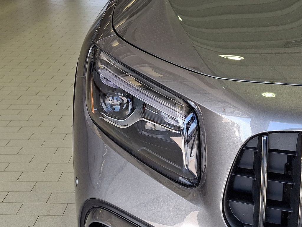New 2026 Mountain Grey Metallic Mercedes-Benz GLB 35 AMG® image 37