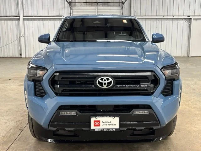 Used 2026 Blue Toyota SR5 image 2
