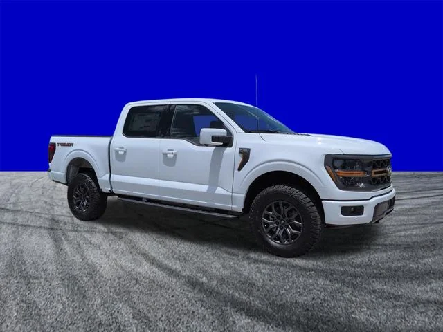 New 2026 Oxford White Ford Tremor® image 2