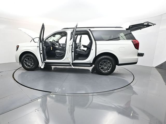New 2027 Star White Metallic Tri-Coat Ford MAX Active image 51