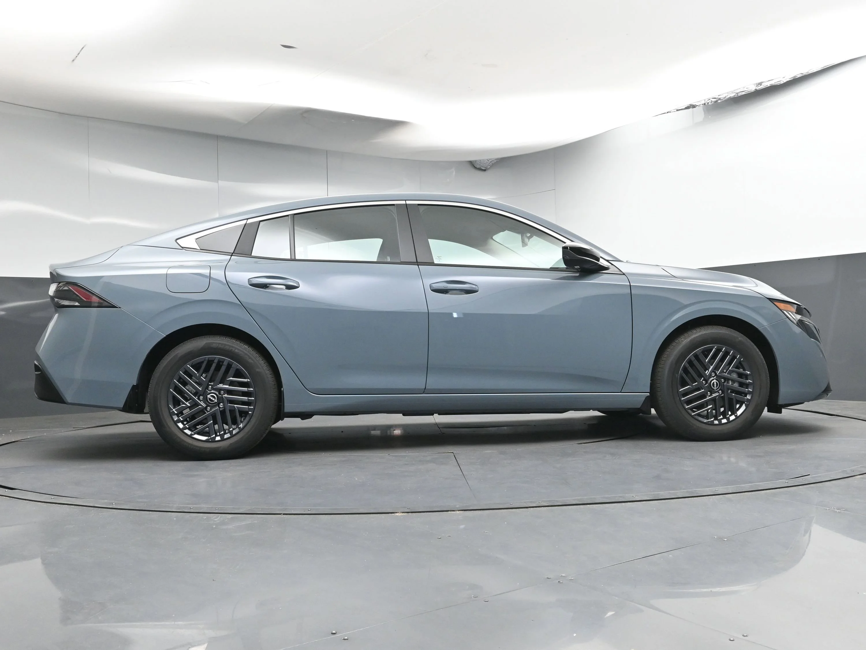 New 2026 Atlantic Gray Metallic Nissan SV image 22