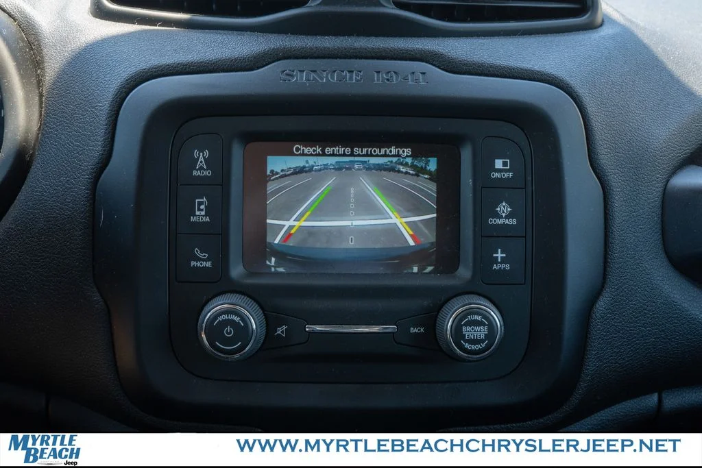 Used 2016 Granite Crystal Metallic Clearcoat Jeep Latitude image 21