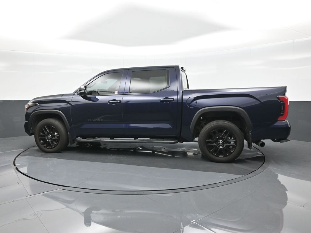 Used 2025  Toyota Limited image 5