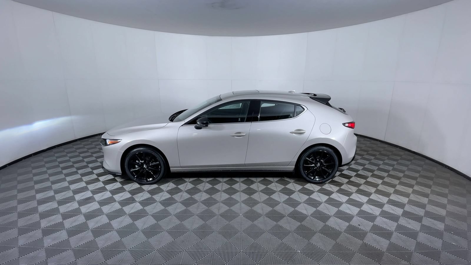 New 2026 Platinum Quartz Metallic Mazda 2.5 Turbo Premium Plus image 5