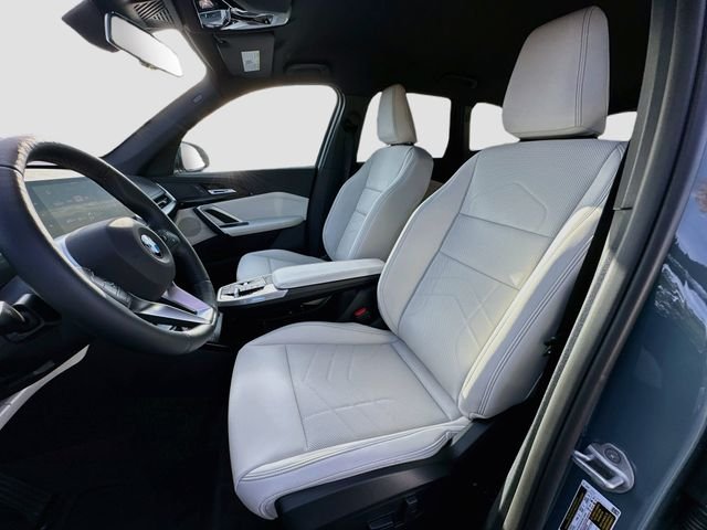 New 2027 Green BMW xDrive28i image 14
