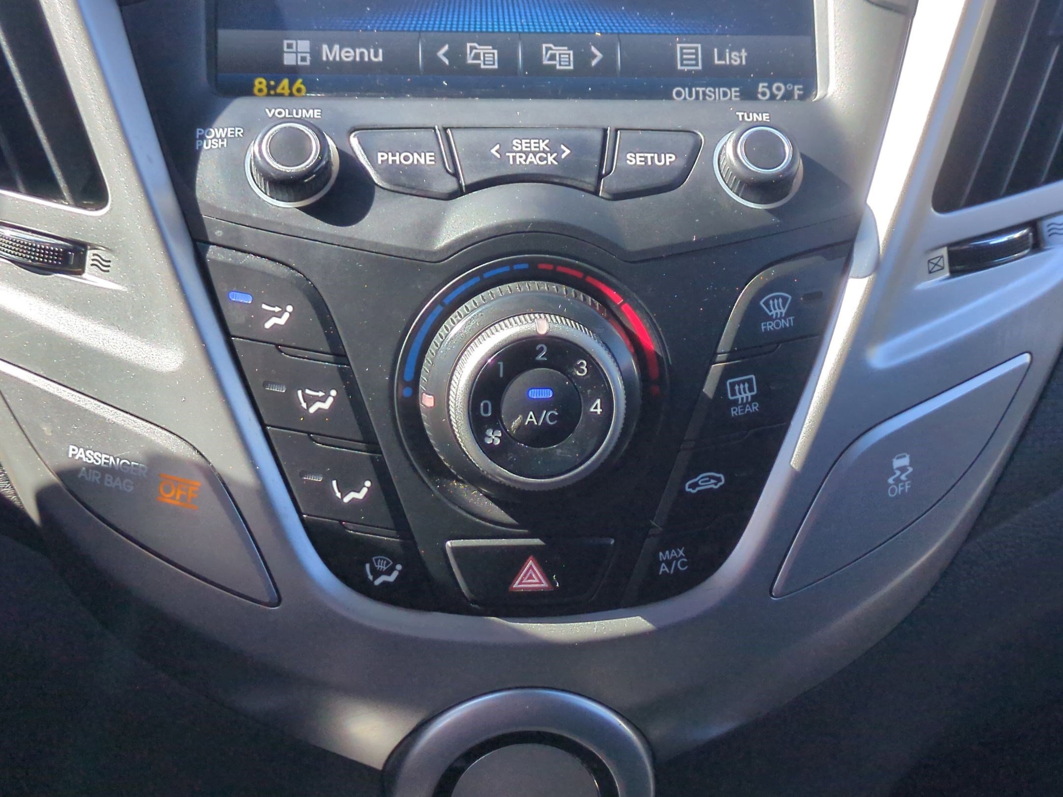 2014 Hyundai Veloster Base - Photo 24
