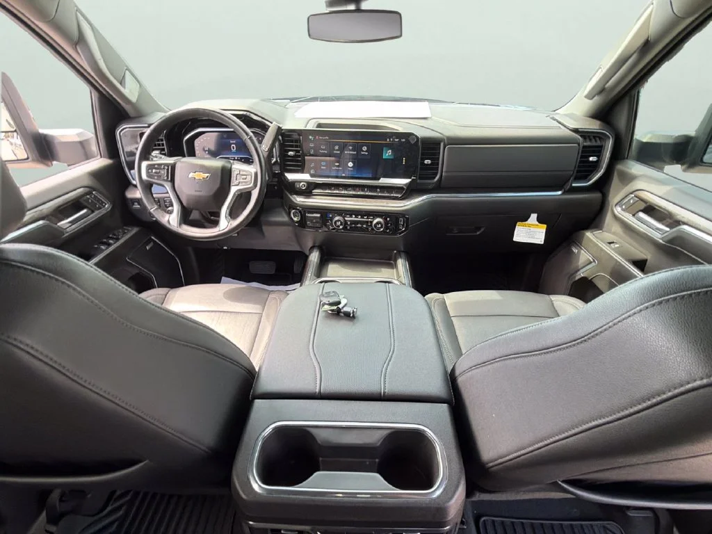2024 Chevrolet Silverado 2500HD LTZ - Photo 30