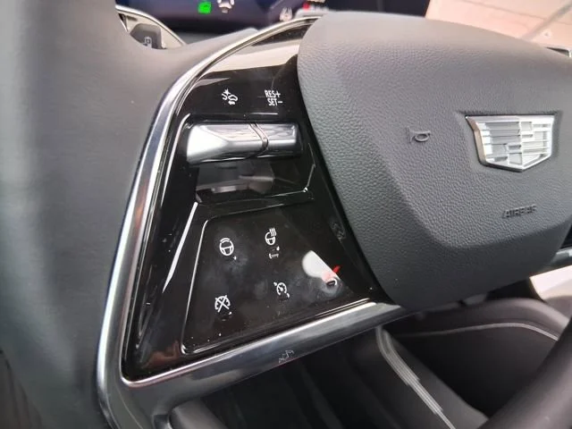 2026 Cadillac VISTIQ Sport - Photo 12