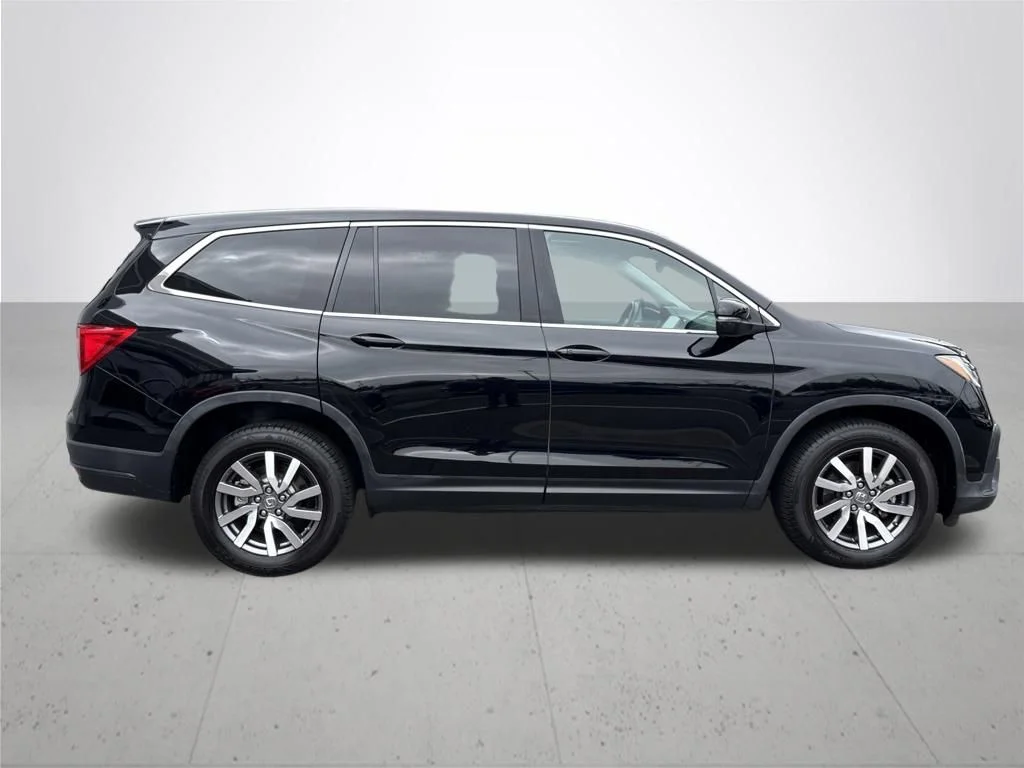 Used 2021 Black Honda EX-L image 5