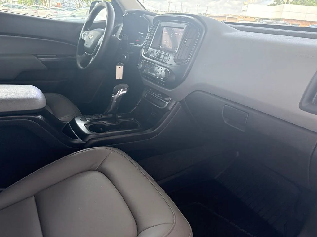 Used 2022 White Chevrolet Work Truck image 20