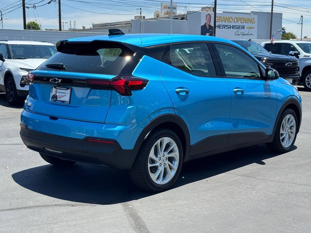 New 2027 Marina Blue Metallic Chevrolet LT image 6