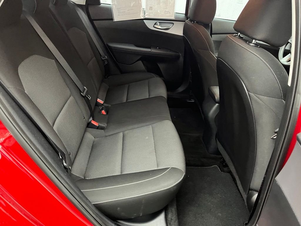Used 2023 Currant Red Kia LXS image 35