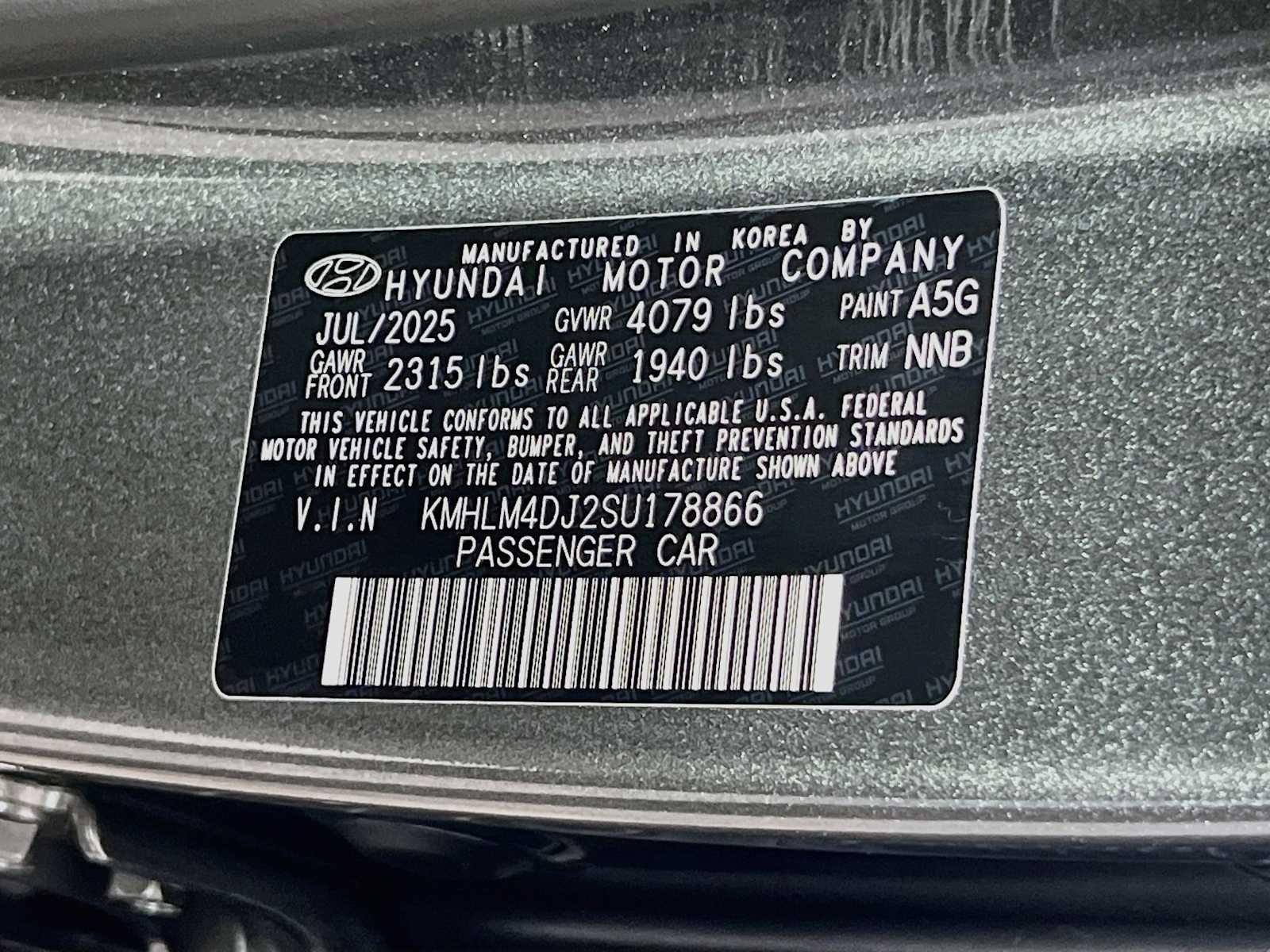 Used 2025 Amazon Gray Hyundai Blue image 31
