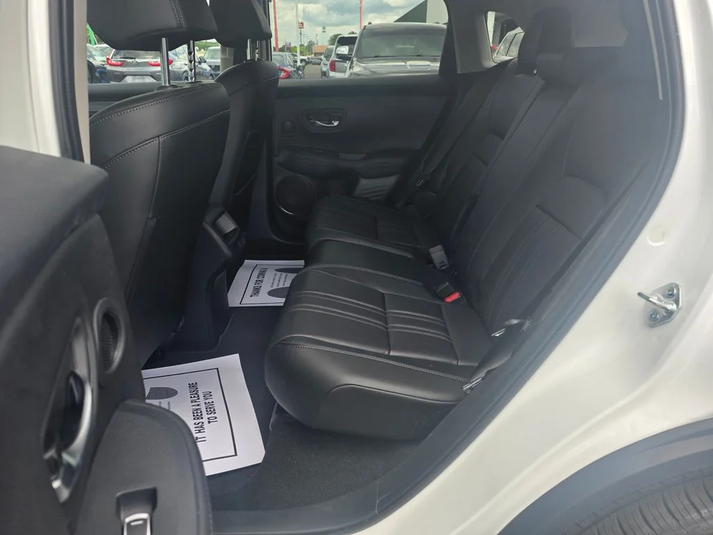 New 2027 Platinum White Pearl Honda EX-L image 11