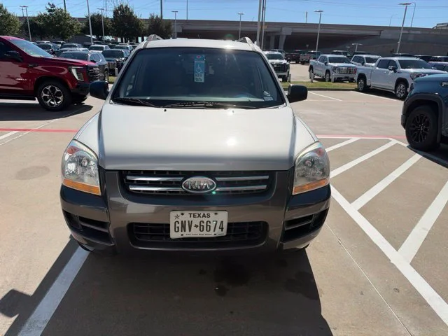 Used 2007 Tan Kia LX image 2