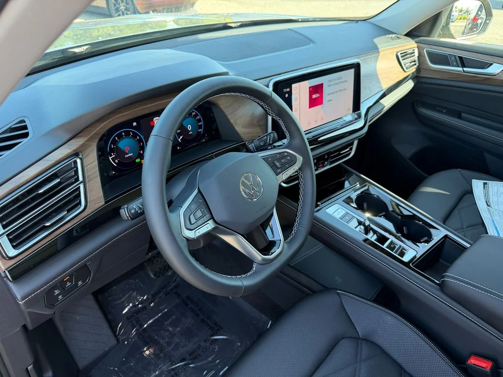 New 2026  Volkswagen SE w/Technology image 12