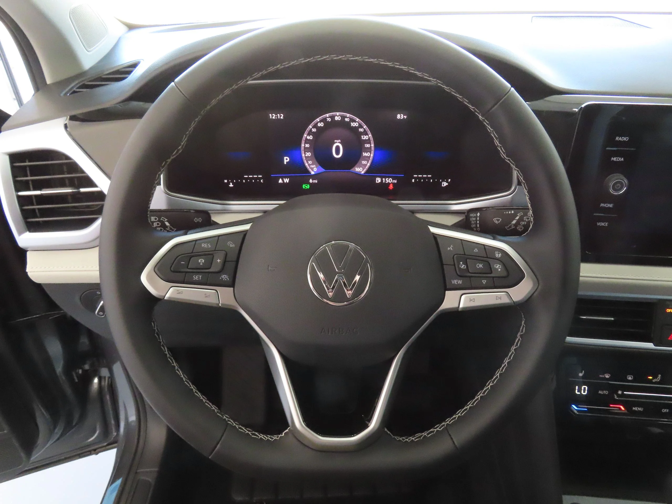 New 2026 Silver Volkswagen 1.5T SE image 14