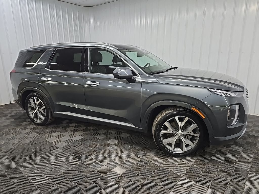 Used 2022 Gray Hyundai Limited image 1