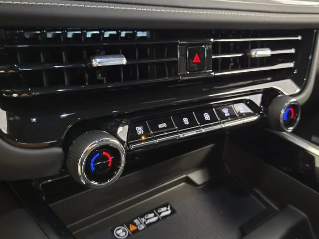 Used 2025 Dark Ash Metallic Chevrolet Premier image 24