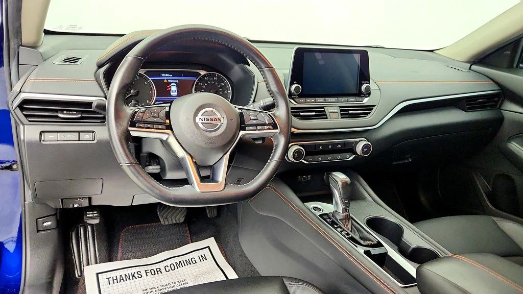 Used 2020 Deep Blue Pearl Nissan 2.5 SR Sedan image 11