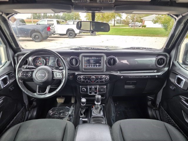 Certified Used 2021 Billet Silver Metallic Clearcoat Jeep Unlimited Sport Altitude image 17