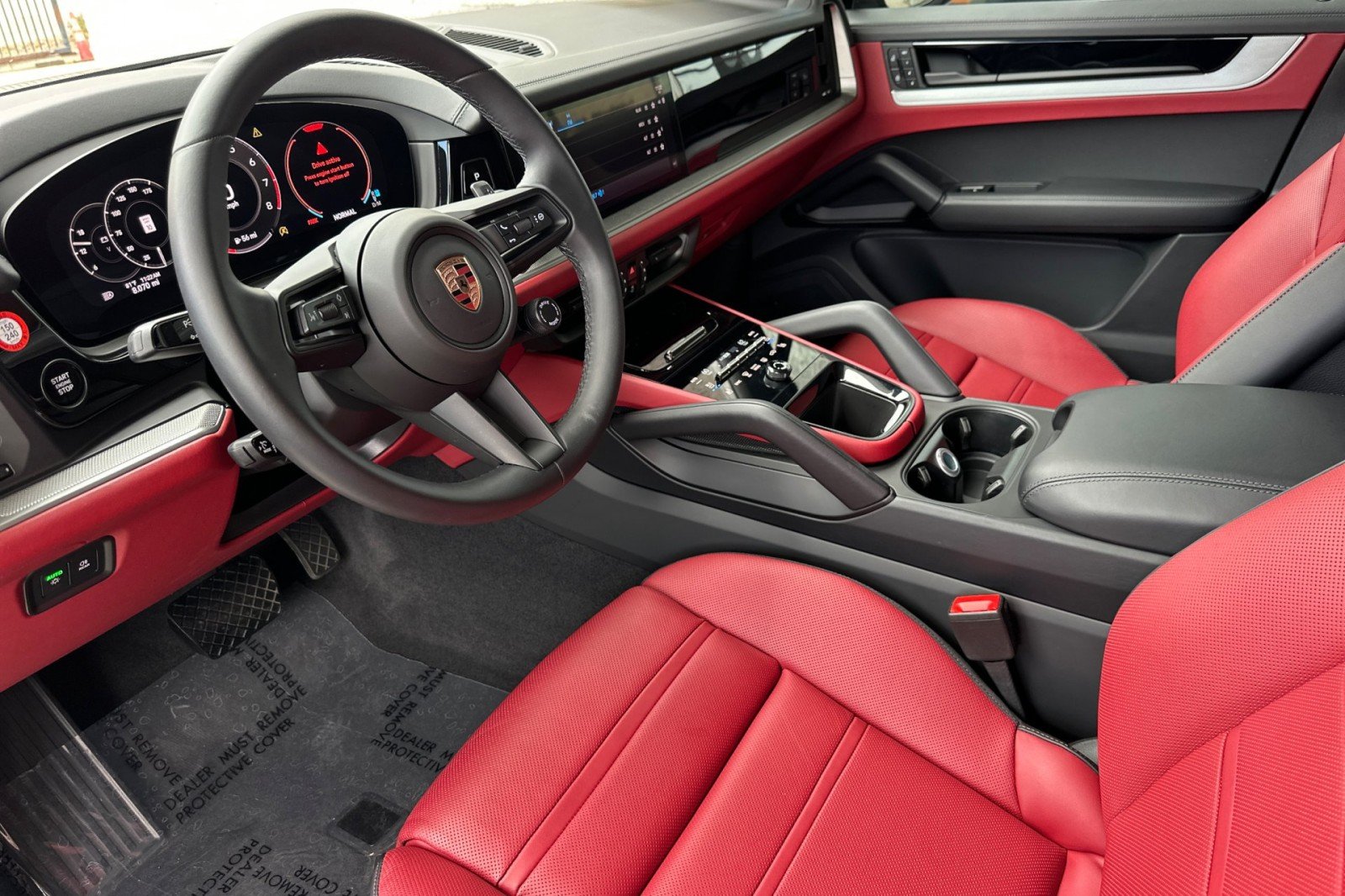 Used 2026 Chromite Black Metallic Porsche  image 4