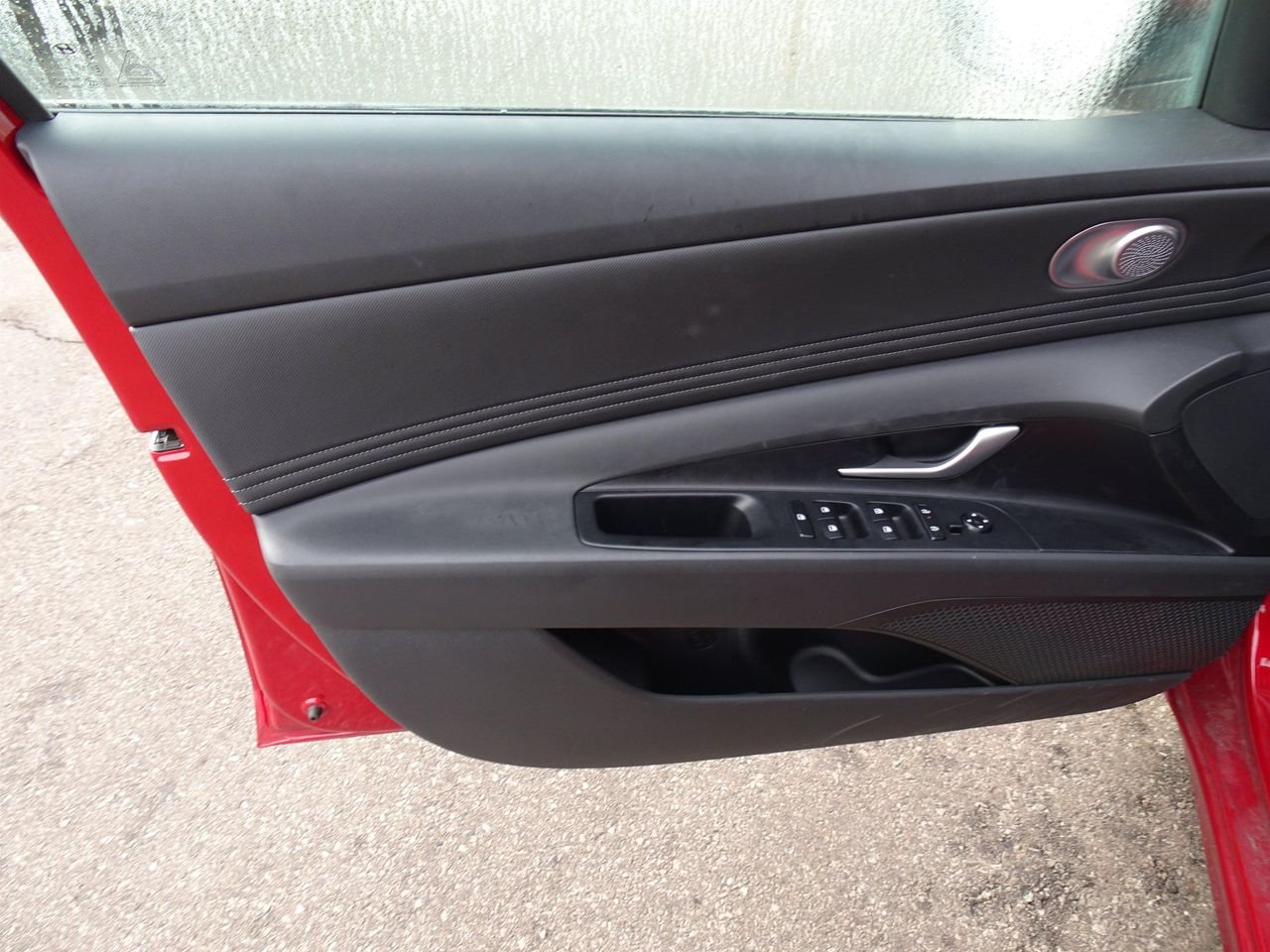 2025 Hyundai Elantra SEL - Photo 13