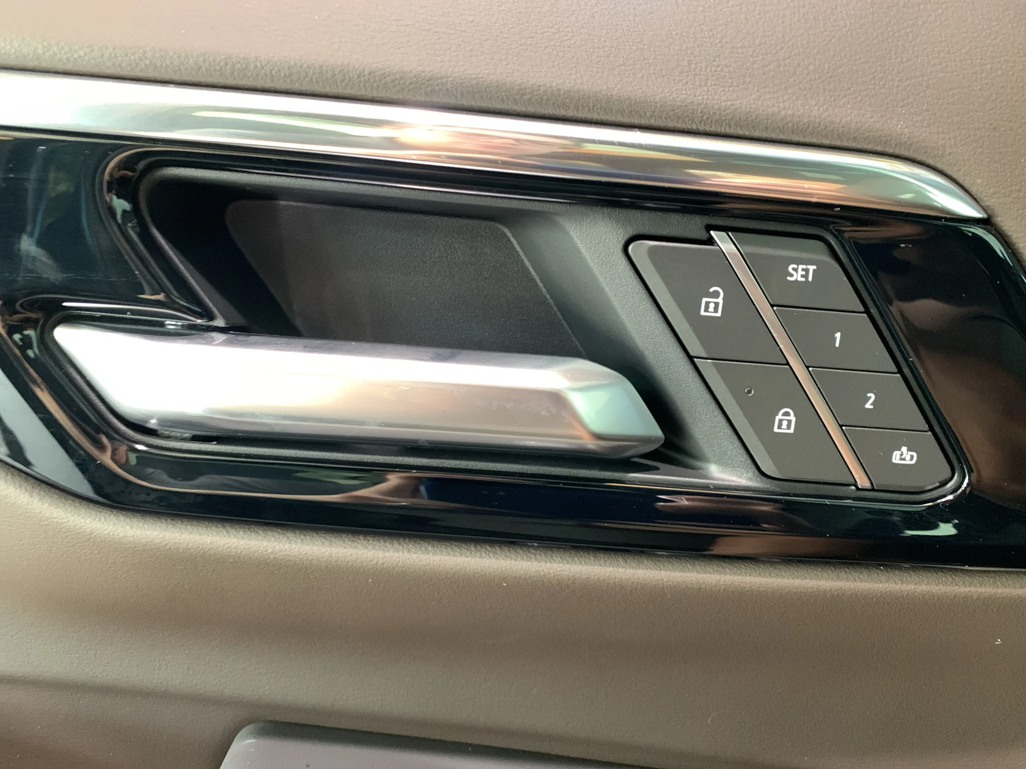 2027 Chevrolet Tahoe LT - Photo 32