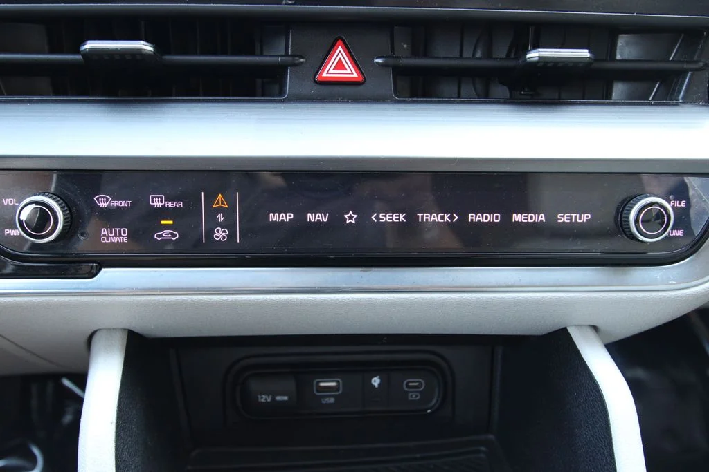 Used 2023 Gray Kia EX image 31