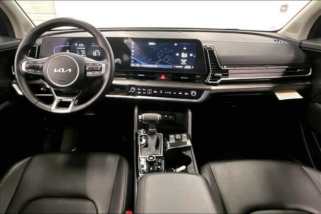 2025 Kia Sportage EX - Photo 17