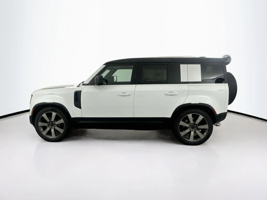 2026 Land Rover Defender V8 - Photo 7
