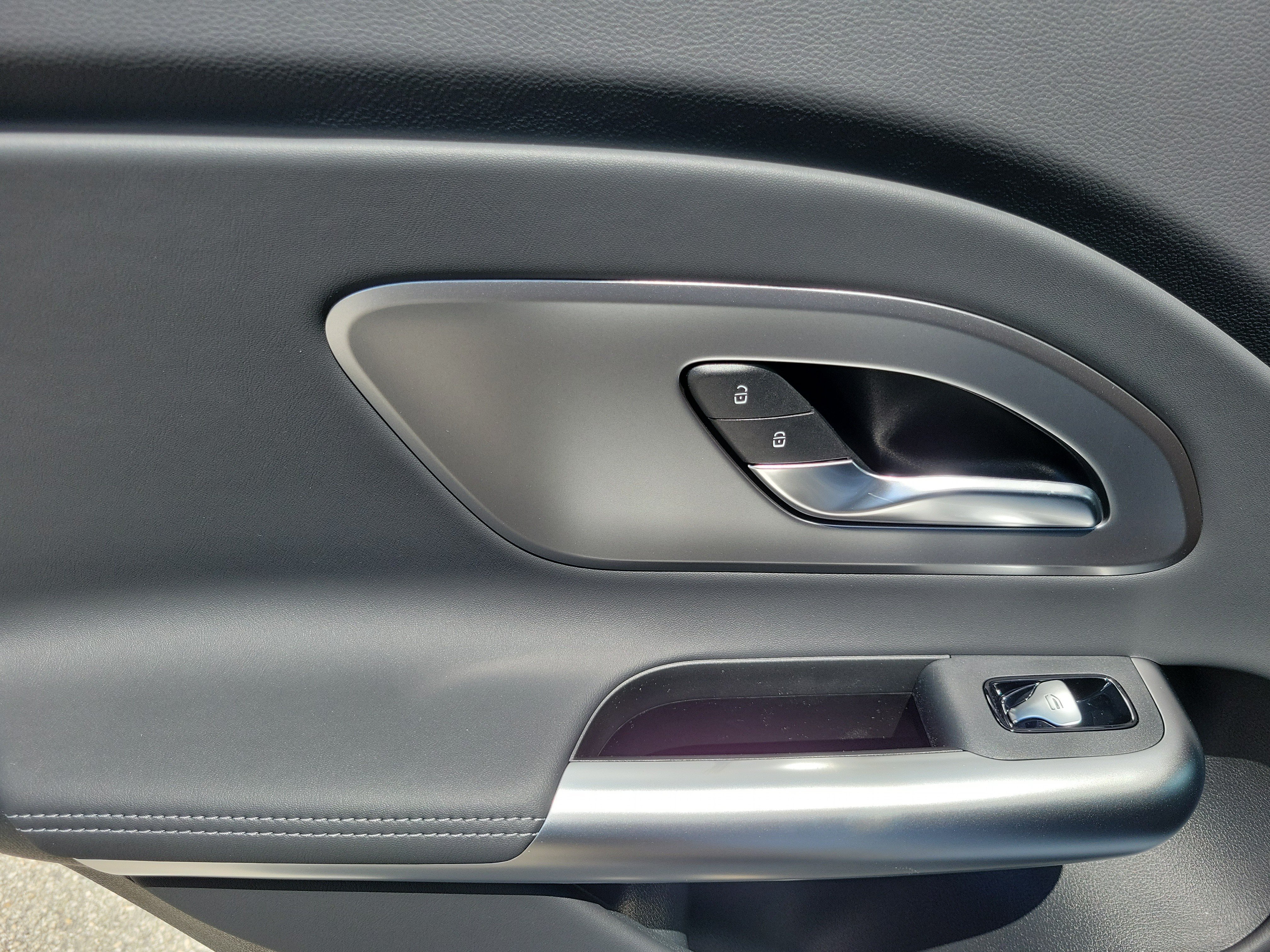 New 2027 Cirrus Silver Metallic Mercedes-Benz CLA 250+ image 45