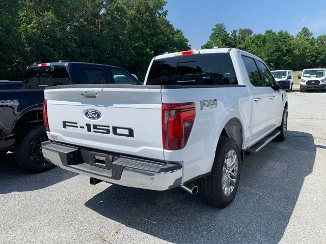 Used 2024 White Ford XLT image 7
