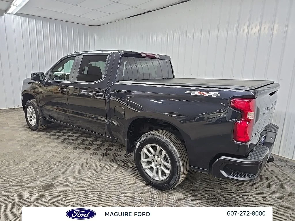 Used 2023 Gray Chevrolet RST image 11