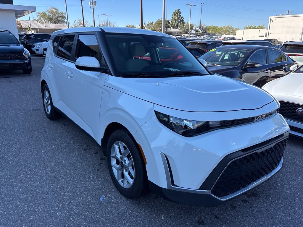 Certified Used 2025 White Kia LX image 8