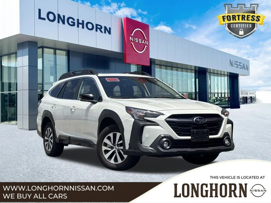 2025 Subaru Outback Premium's photo