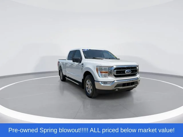 Used 2021 White Ford XLT image 2