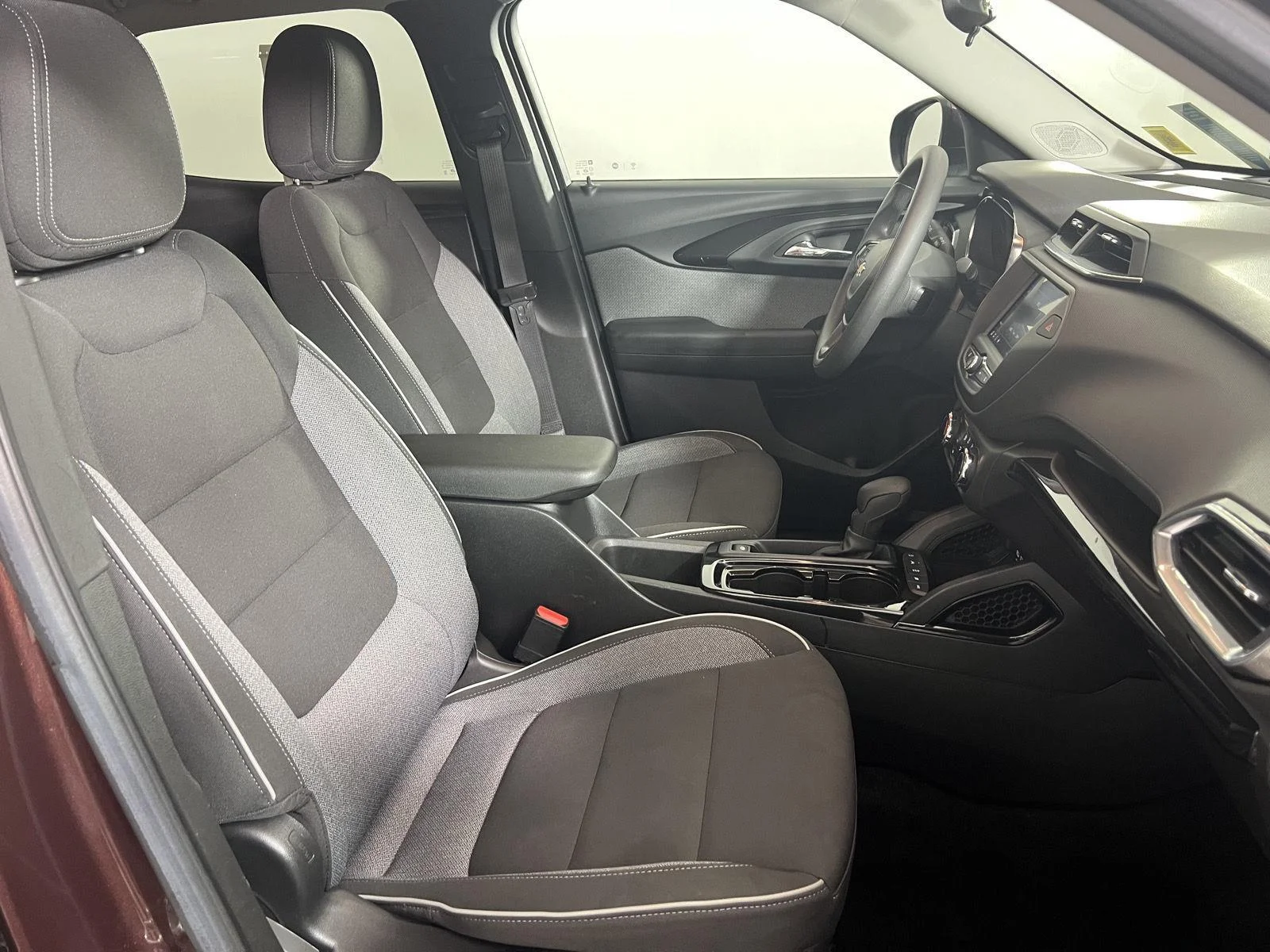 Used 2022 Mahogany Red Metallic Chevrolet LT image 22