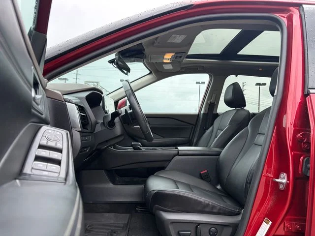 2023 Nissan Rogue SL - Photo 16