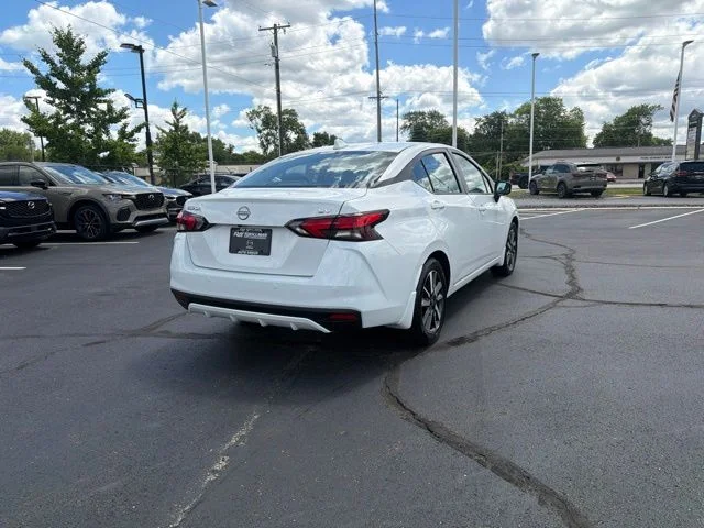 Used 2024 White Nissan 1.6 SV image 11