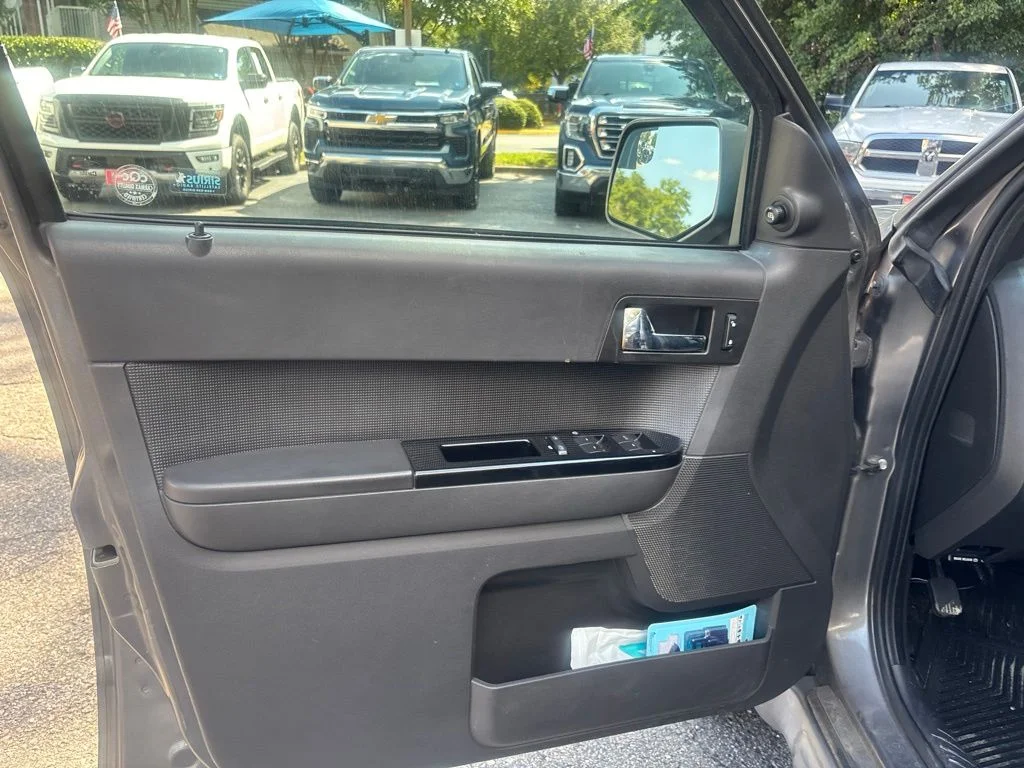 Used 2012 Gray Ford Limited image 13