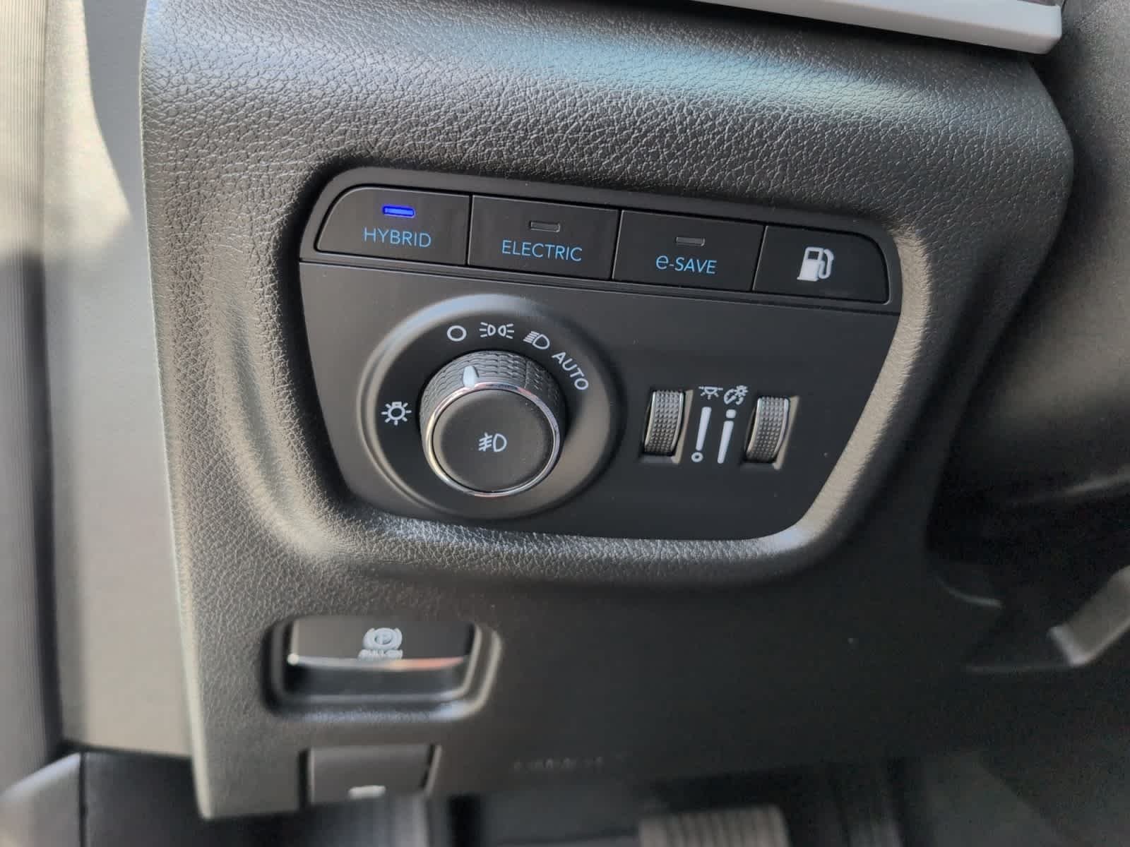 Used 2023 Silver Zynith Jeep  image 23
