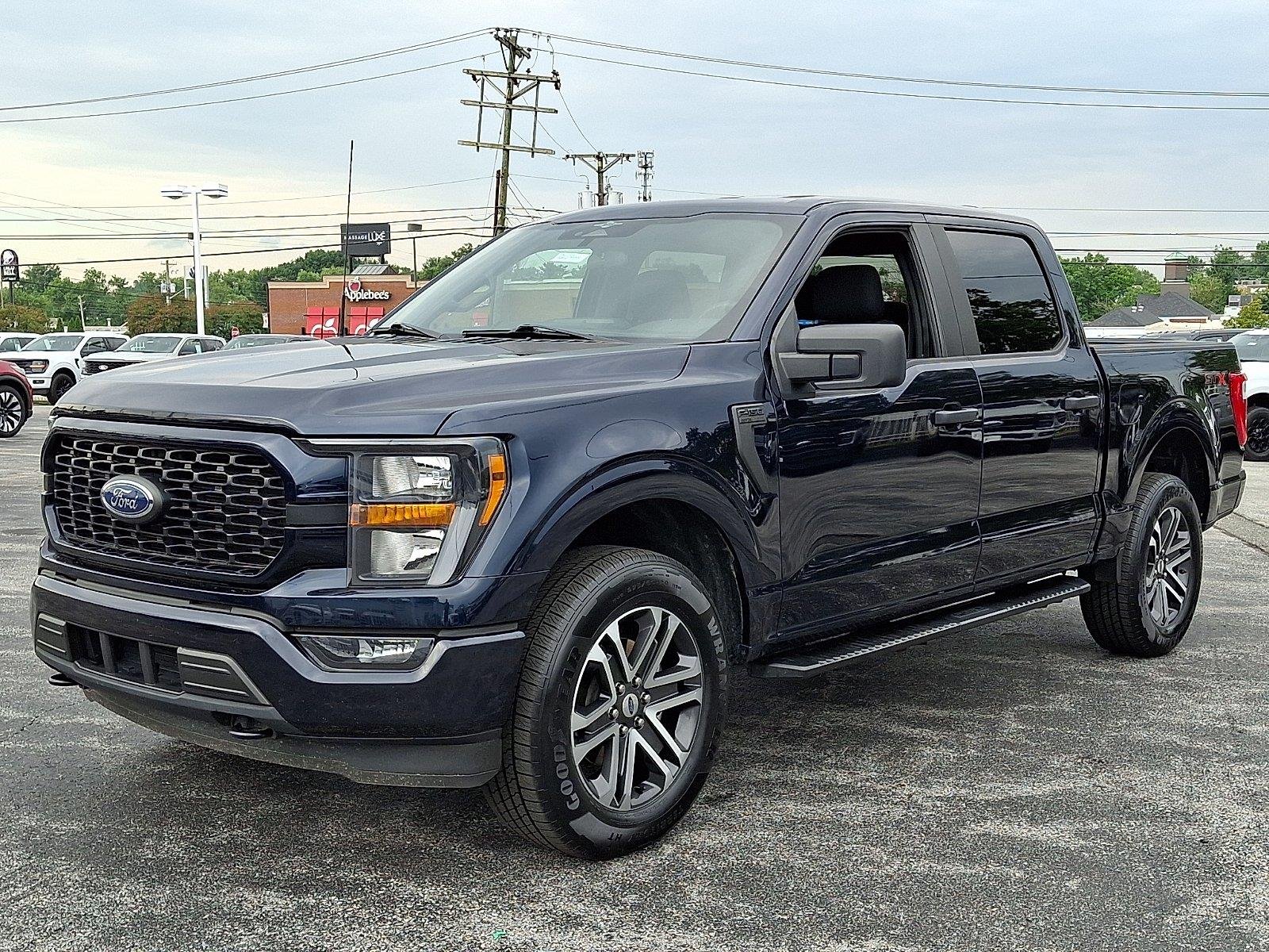 Used 2023 Blue Ford XL image 3